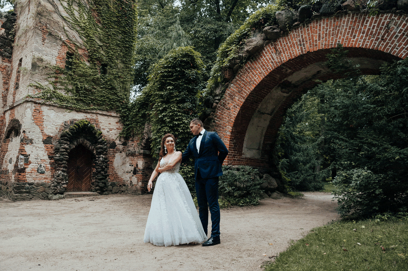 sesja plenerowa straz pozarna park romantyczny arkadia fotograf pabianice